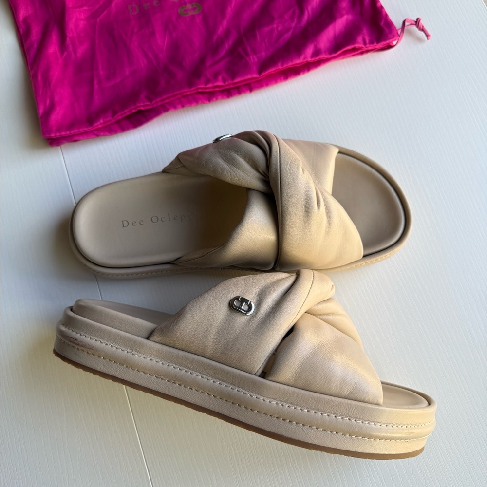 Dee Ocleppo Leather Slide Sandal Oat Size 6